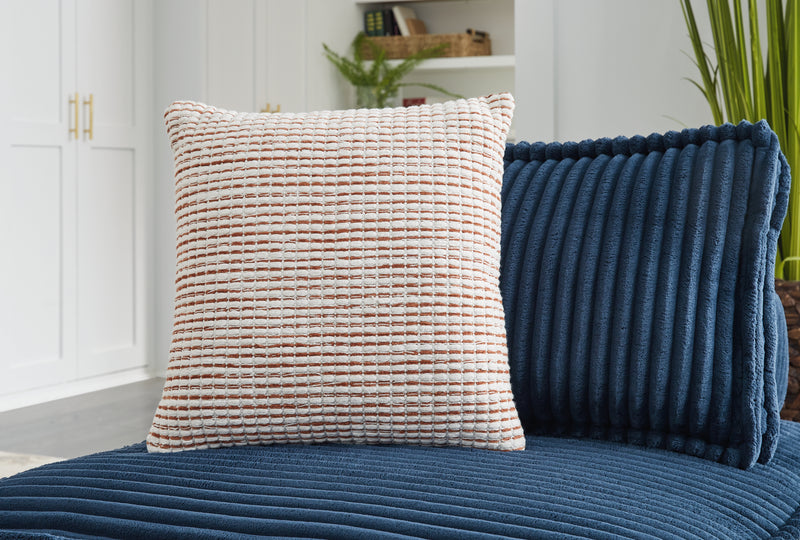Tampa Furniture Outlet Lutz - Ashley Furniture - Nashlin Pillows - Pillow / White/Rust - A1001038P