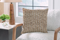 Tampa Furniture Outlet Lutz - Ashley Furniture - Vorlane Pillows - Pillow (4/CS) / Tan/Brown/White - A1001046