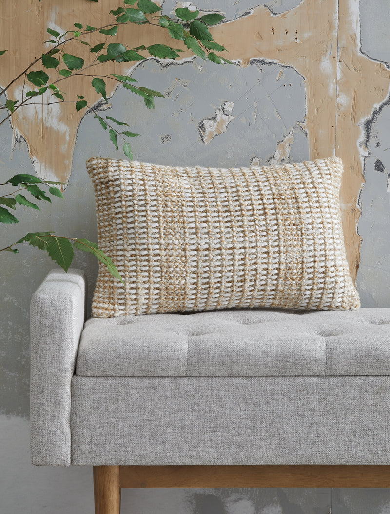 Tampa Furniture Outlet Lutz - Ashley Furniture - Hathby Pillows - Pillow / Tan/White - A1001048P