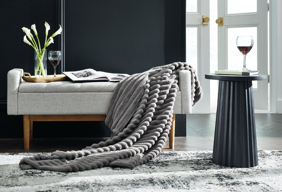 Tampa Furniture Outlet Lutz - Ashley Furniture - Alsonwell Throw (Set of 3) - Throw (3/CS) / Gray - A1001081