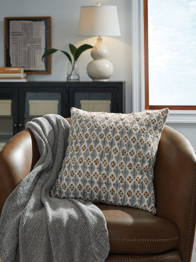 Tampa Furniture Outlet Lutz - Ashley Furniture - Dainwick Pillows - Pillow / White/Gray/Brown - A1001102P