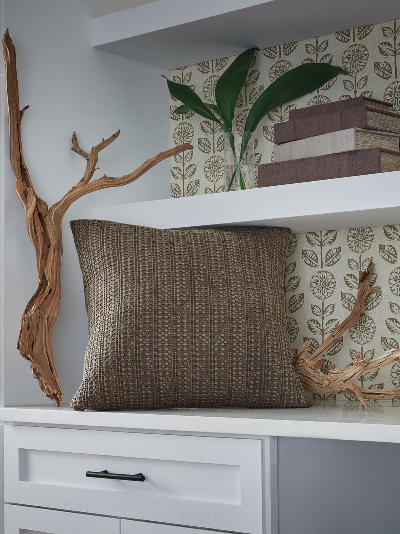 Tampa Furniture Outlet Lutz - Ashley Furniture - Landcher Pillows - Pillow / Brown - A1001104P