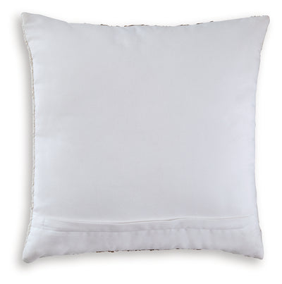 Brettwood Pillows