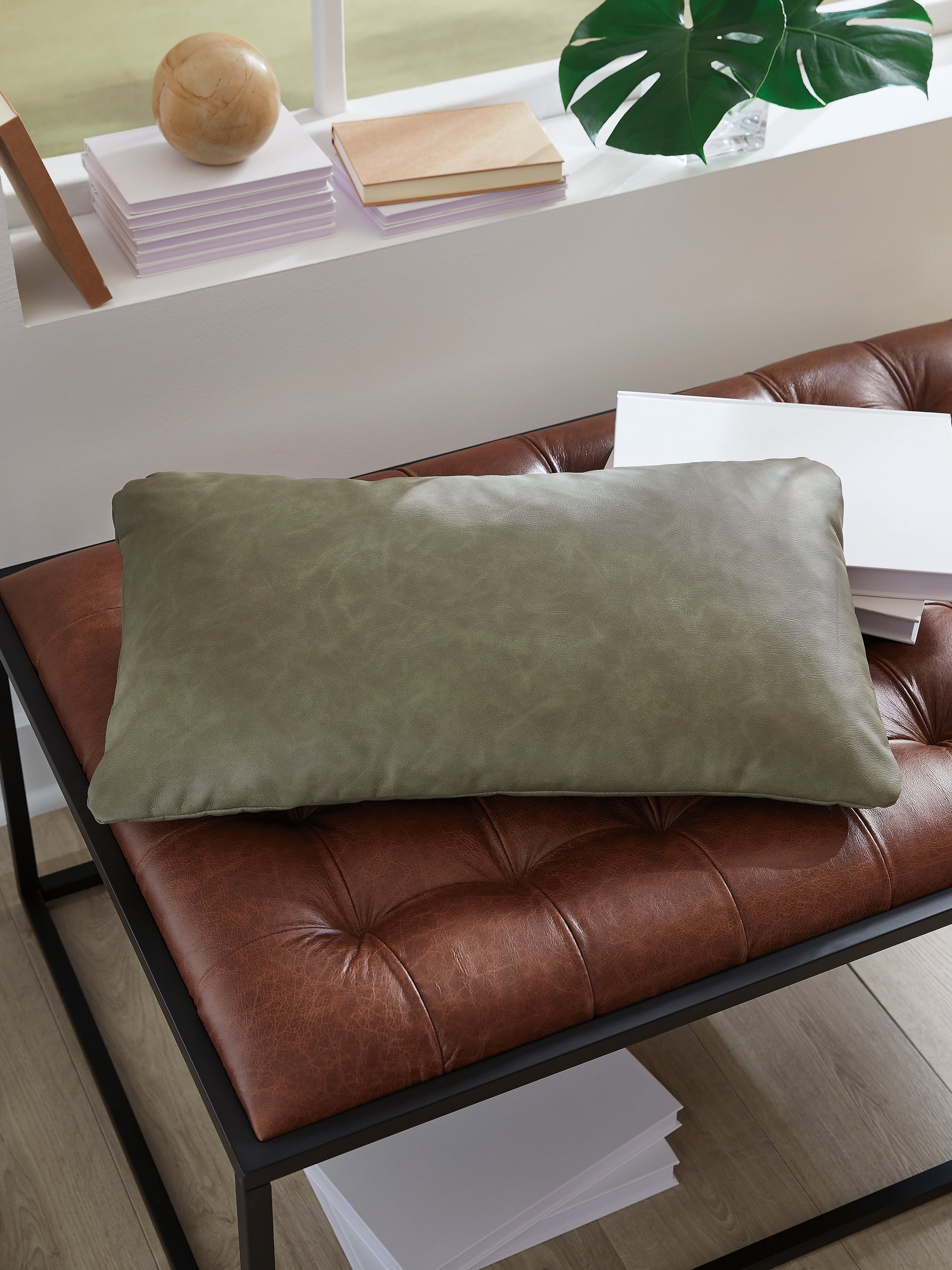 Tampa Furniture Outlet Lutz - Ashley Furniture - Danvale Pillows - Pillow (4/CS) / Green - A1001143