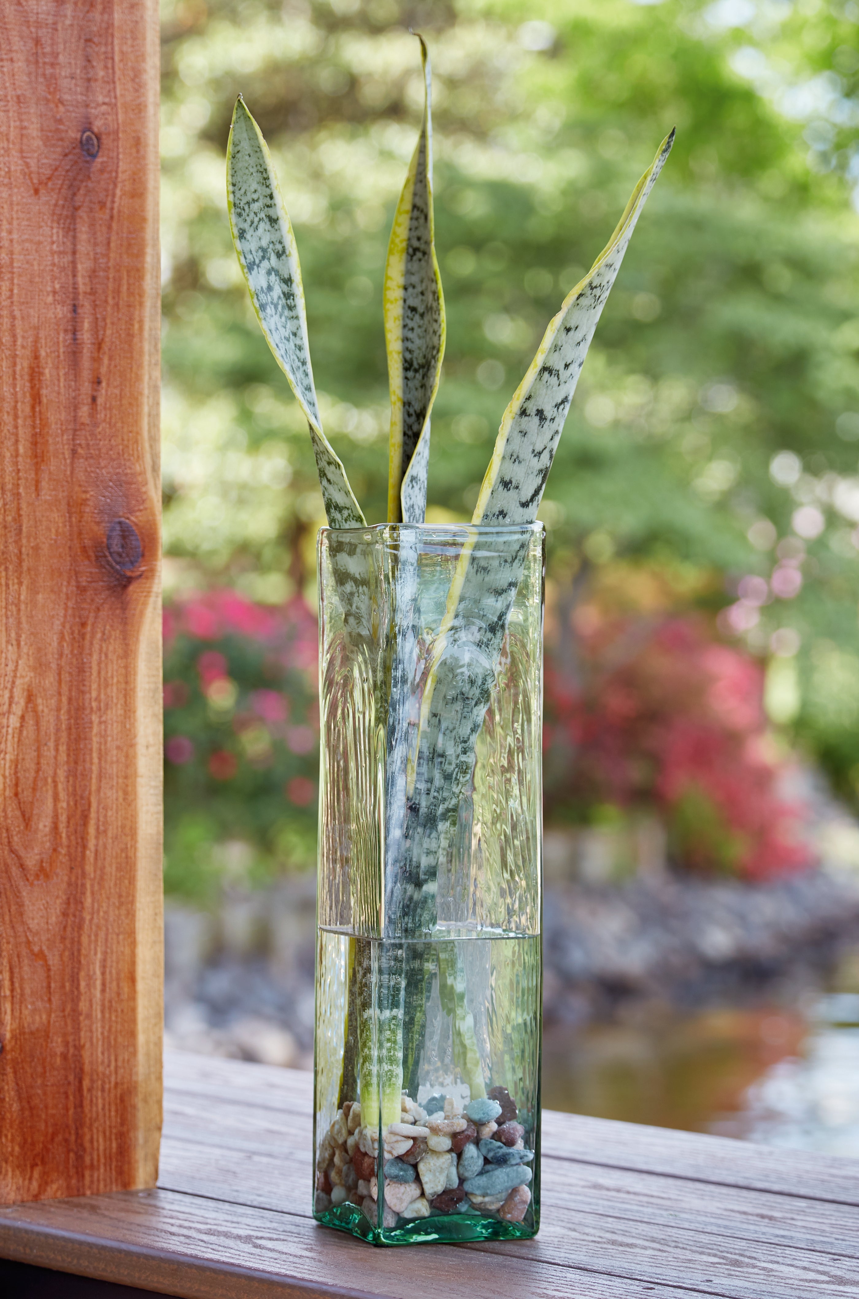 Tampa Furniture Outlet Lutz - Ashley Furniture - Taylow Vase - Vase / Green - A2000538V