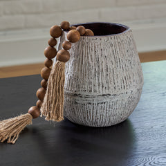 Tampa Furniture Outlet Lutz - Ashley Furniture - Claymount Vase - Vase / Distressed Brown - A2000635