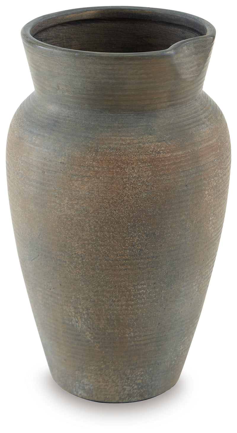 Tampa Furniture Outlet Lutz - Ashley Furniture - Brickmen Vase - Vase - A2000657