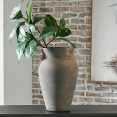 Tampa Furniture Outlet Lutz - Ashley Furniture - Brickmen Vase - Vase - A2000659