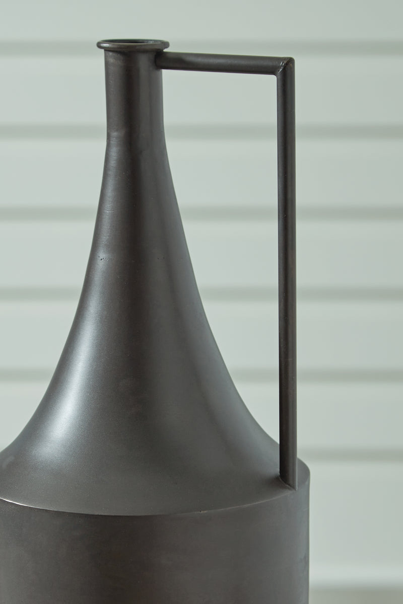 Tampa Furniture Outlet Lutz - Ashley Furniture - Zainforth Vase - Vase - A2000695