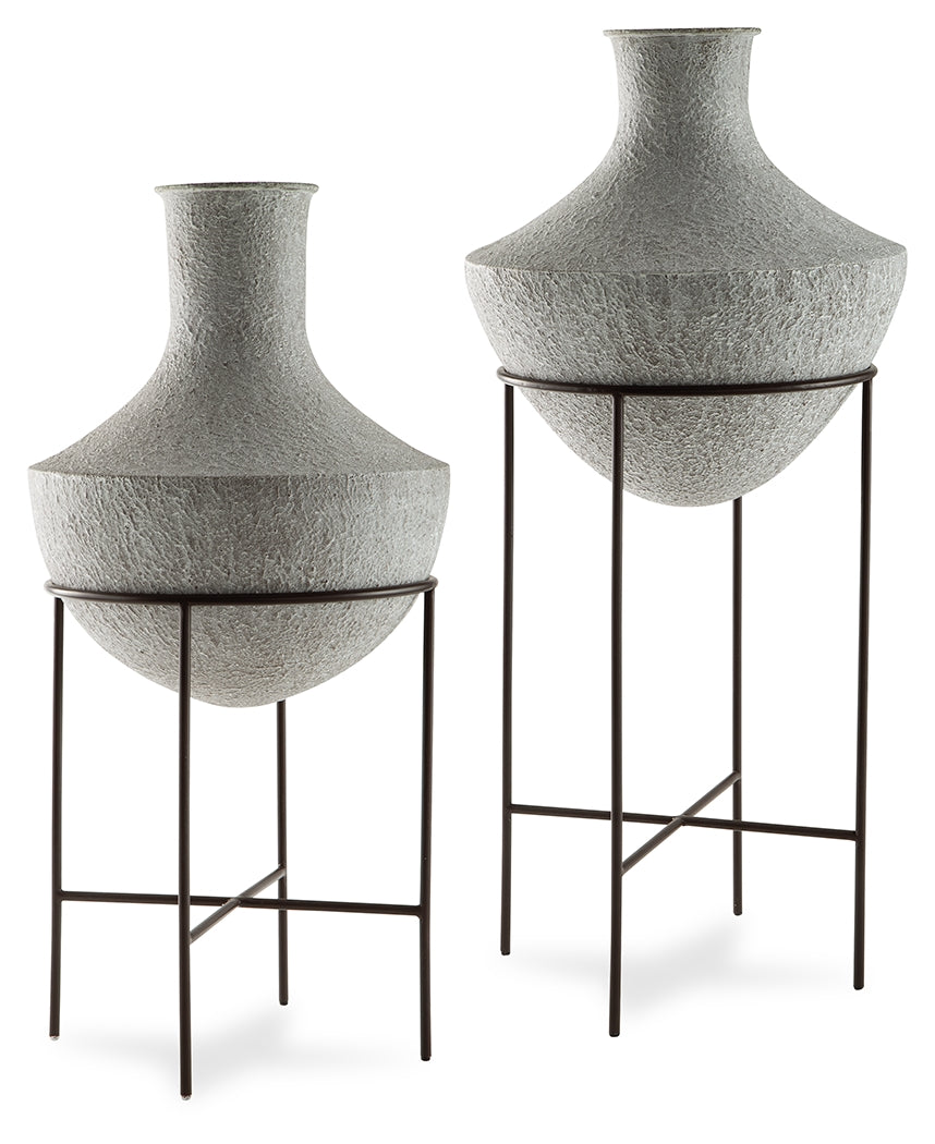 Tampa Furniture Outlet Lutz - Ashley Furniture - Estonbank Vase - Vase Set / Distressed Cream - A2000748A1