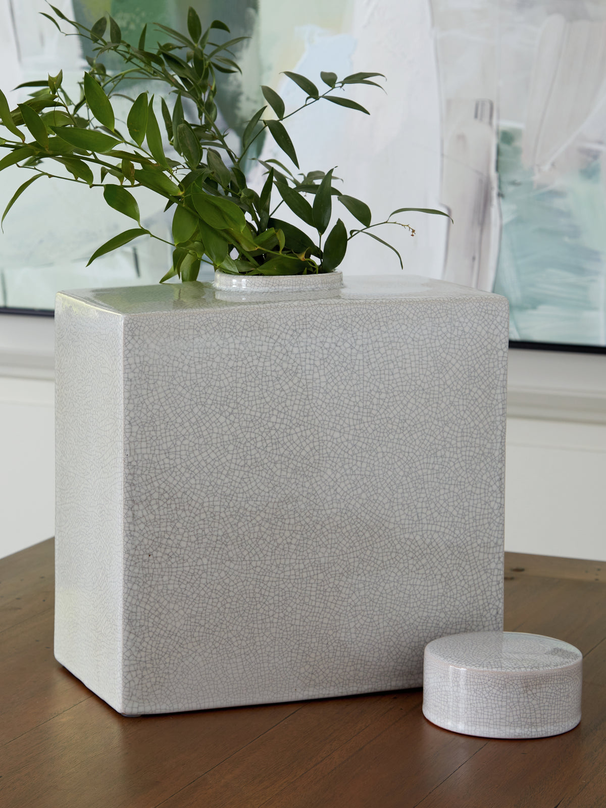 Tampa Furniture Outlet Lutz - Ashley Furniture - Haddworth Jar - Jar / Antique White - A2000780