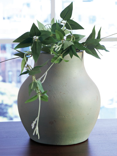 Tampa Furniture Outlet Lutz - Ashley Furniture - Baychester Vase - Vase / Antique Green - A2000805