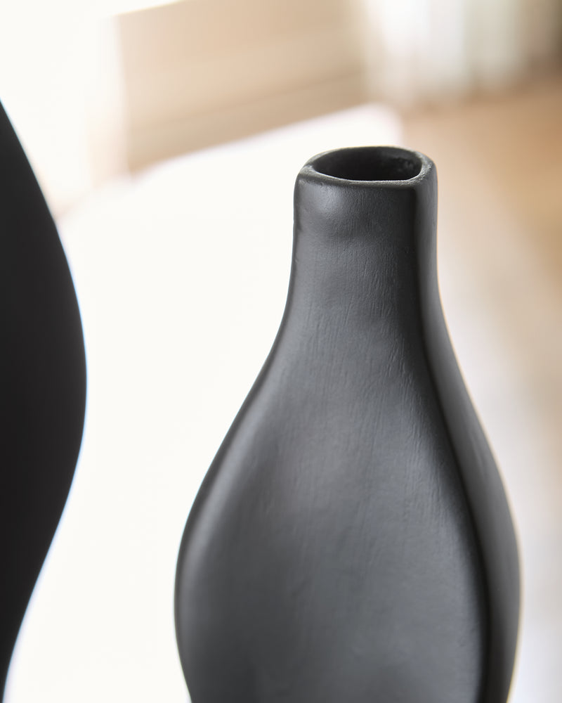 Tampa Furniture Outlet Lutz - Ashley Furniture - Judsen Vase - Vase - A2000836