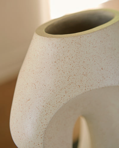 Tampa Furniture Outlet Lutz - Ashley Furniture - Odion Vase - Vase - A2000842