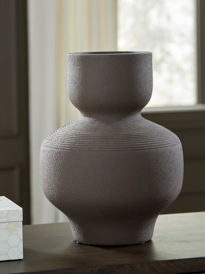 Tampa Furniture Outlet Lutz - Ashley Furniture - Dalsen Vase - Vase - A2000872