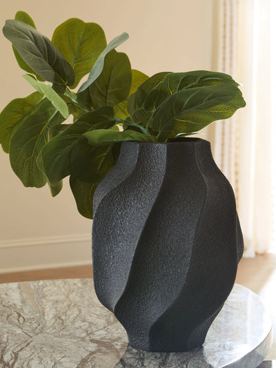 Tampa Furniture Outlet Lutz - Ashley Furniture - Judworth Vase - Vase - A2000874