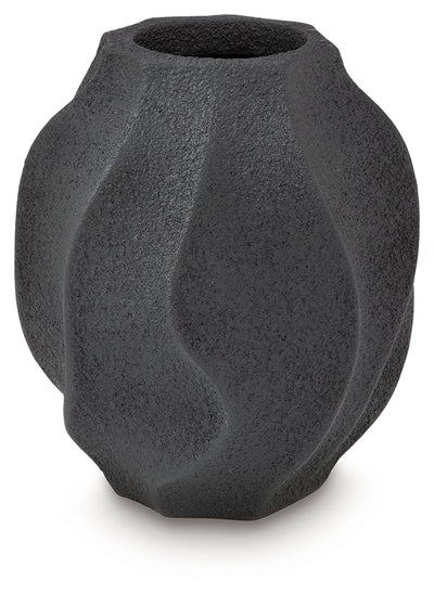 Tampa Furniture Outlet Lutz - Ashley Furniture - Judworth Vase - Vase - A2000874