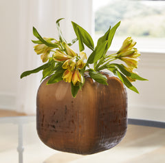 Tampa Furniture Outlet Lutz - Ashley Furniture - Capard Vase - Vase / Brown - A2900003
