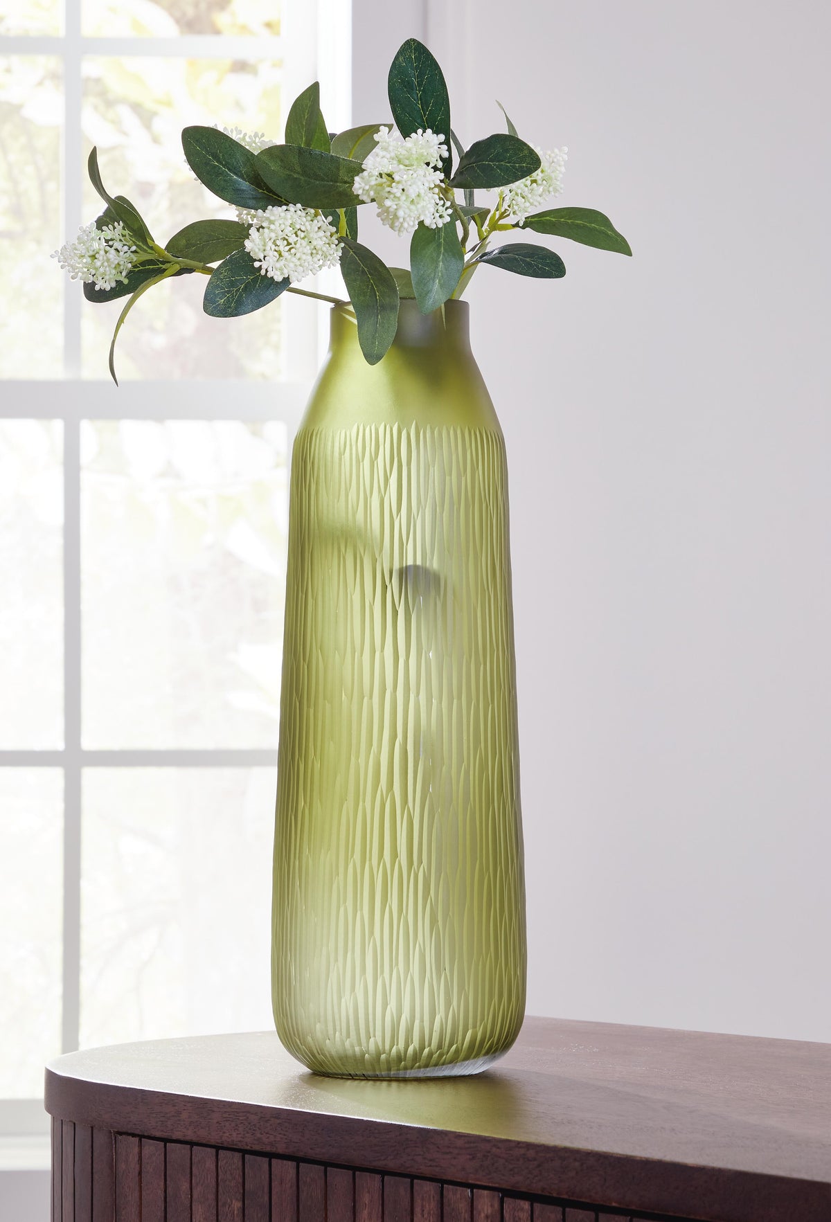 Tampa Furniture Outlet Lutz - Ashley Furniture - Scottyard Vase - Vase - A2900009