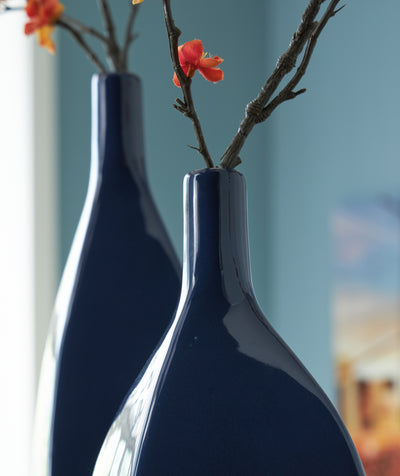 Tampa Furniture Outlet Lutz - Ashley Furniture - Abtinson Vase - Vase - A2900032