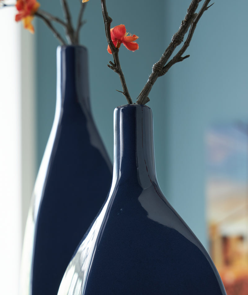 Tampa Furniture Outlet Lutz - Ashley Furniture - Abtinson Vase - Vase - A2900032