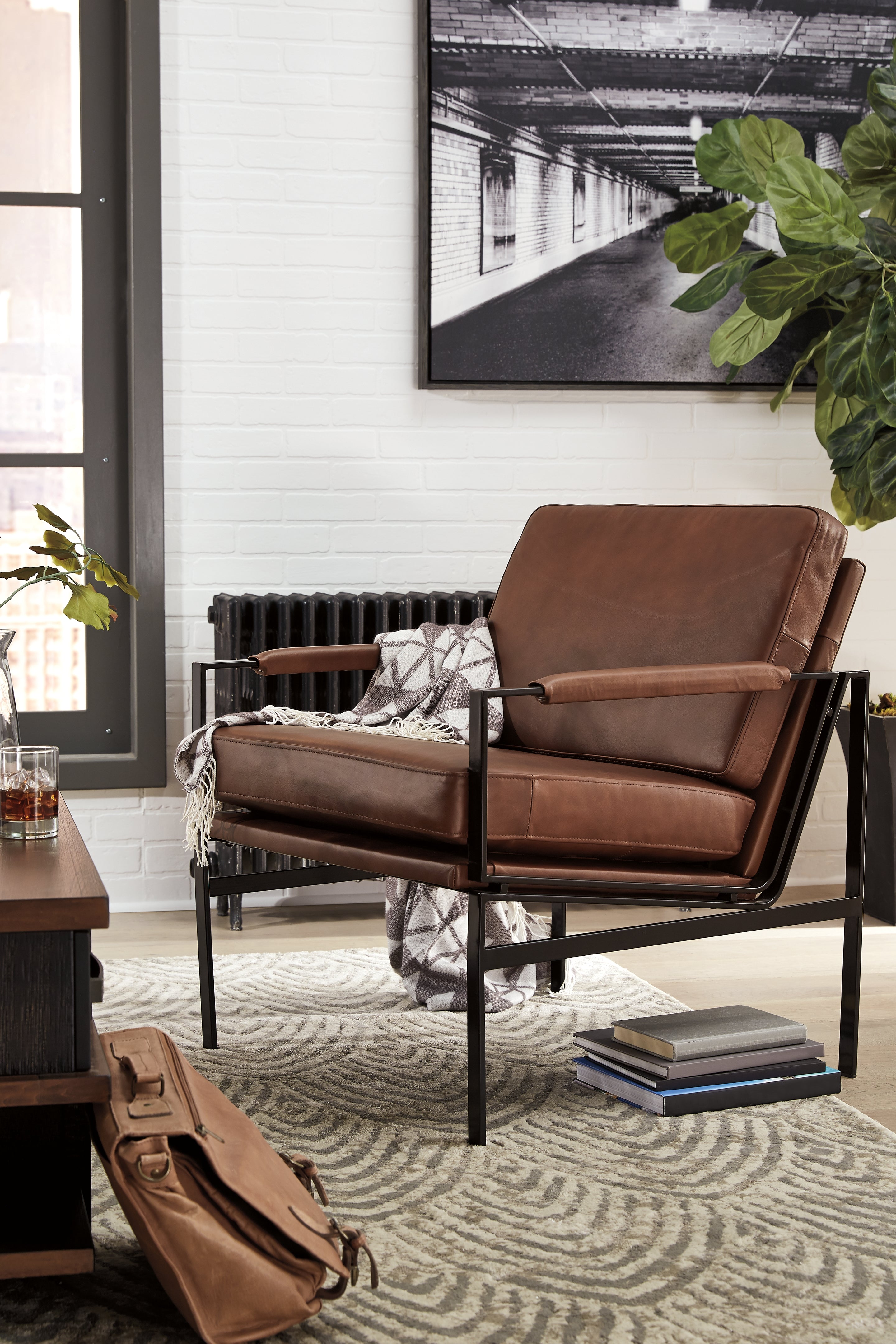 Tampa Furniture Outlet Lutz - Ashley Furniture - Puckman Accent Chair - Accent Chair / Brown/Silver Finish - A3000193
