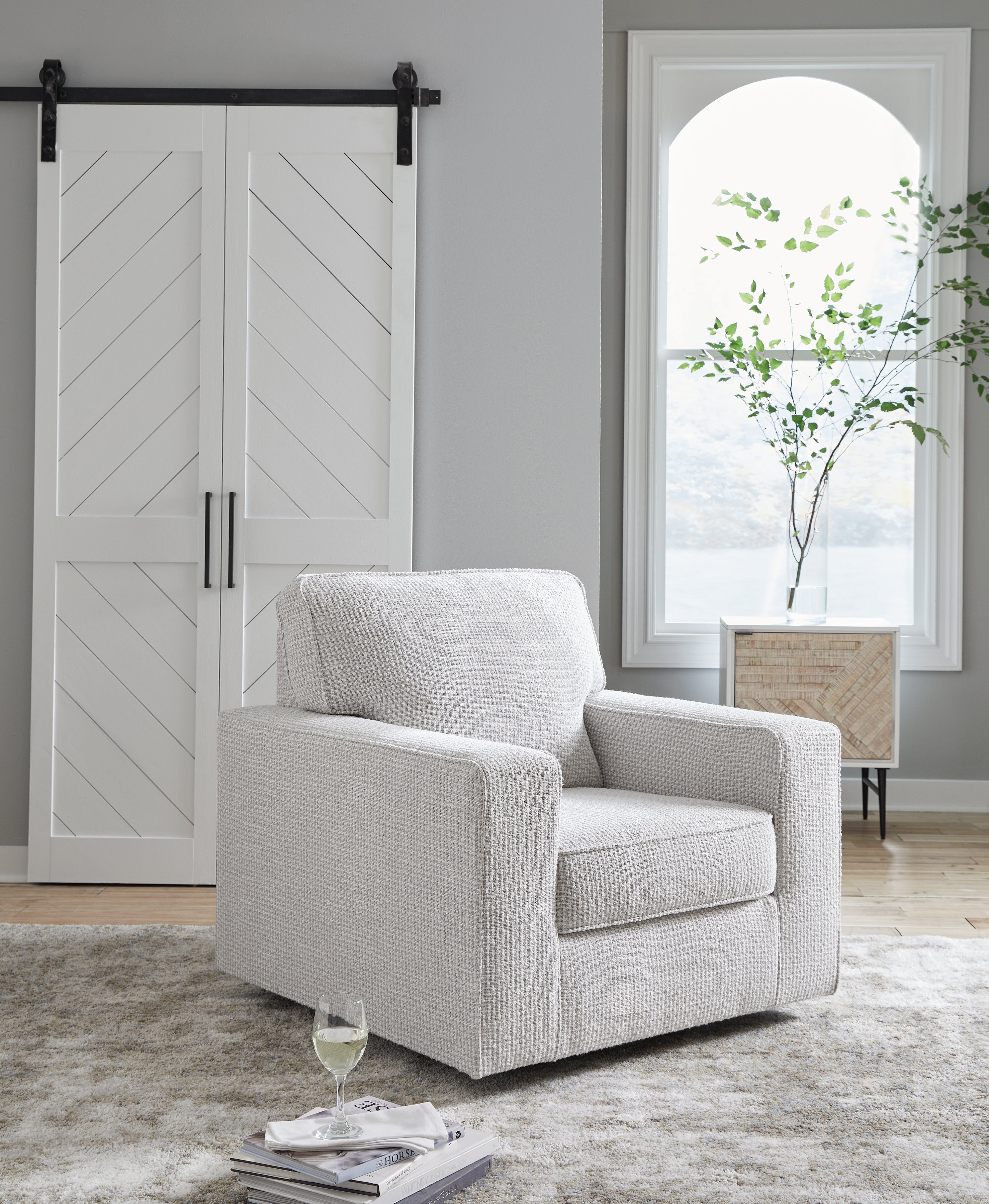 Tampa Furniture Outlet Lutz - Ashley Furniture - Olwenburg Swivel Accent Chair - Swivel Accent Chair / Taupe - A3000650