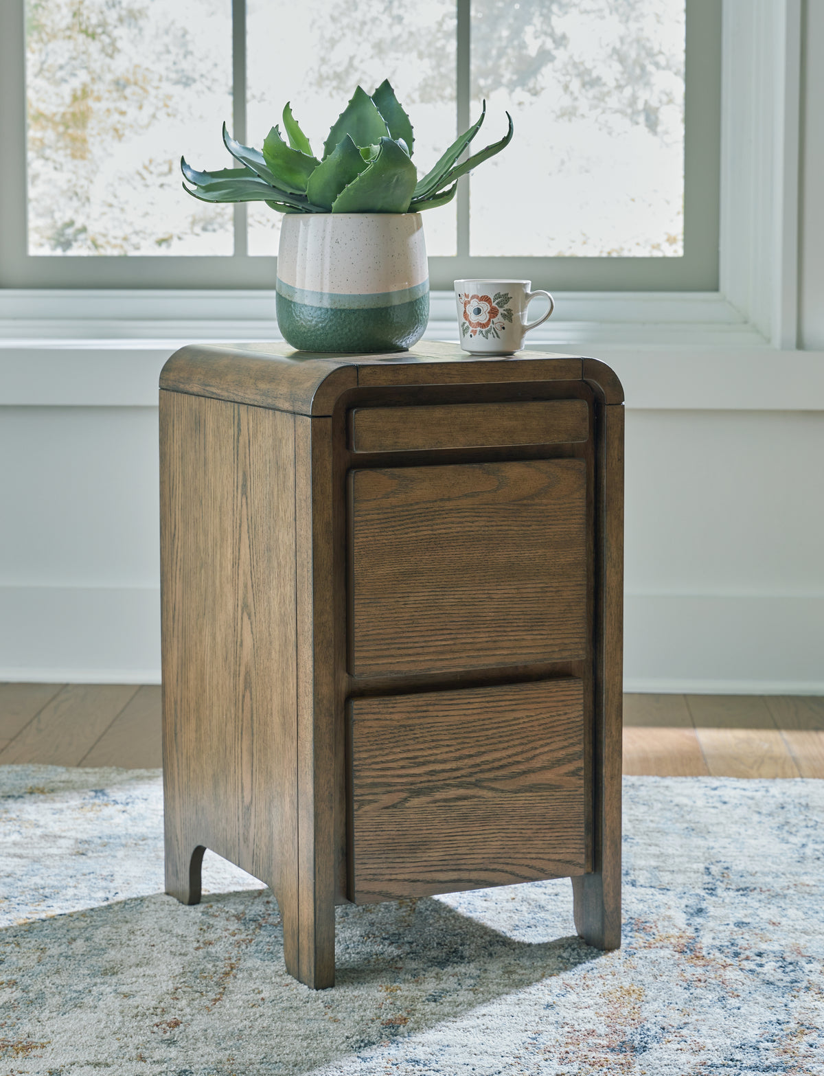 Tampa Furniture Outlet Lutz - Ashley Furniture - Jensworth Accent Table - Accent Table / Brown - A4000636