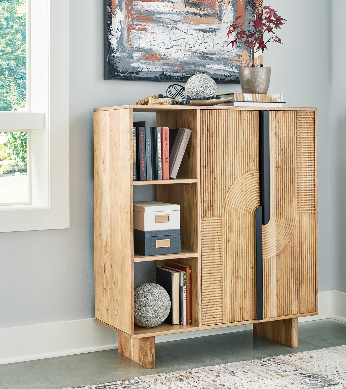 Tampa Furniture Outlet Lutz - Ashley Furniture - Kierwell Accent Cabinet - Accent Cabinet / Natural - A4000653