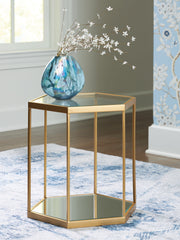 Tampa Furniture Outlet Lutz - Ashley Furniture - Veerwick Accent Coffee Table - Accent Cocktail Table / Gold Finish - A4000661