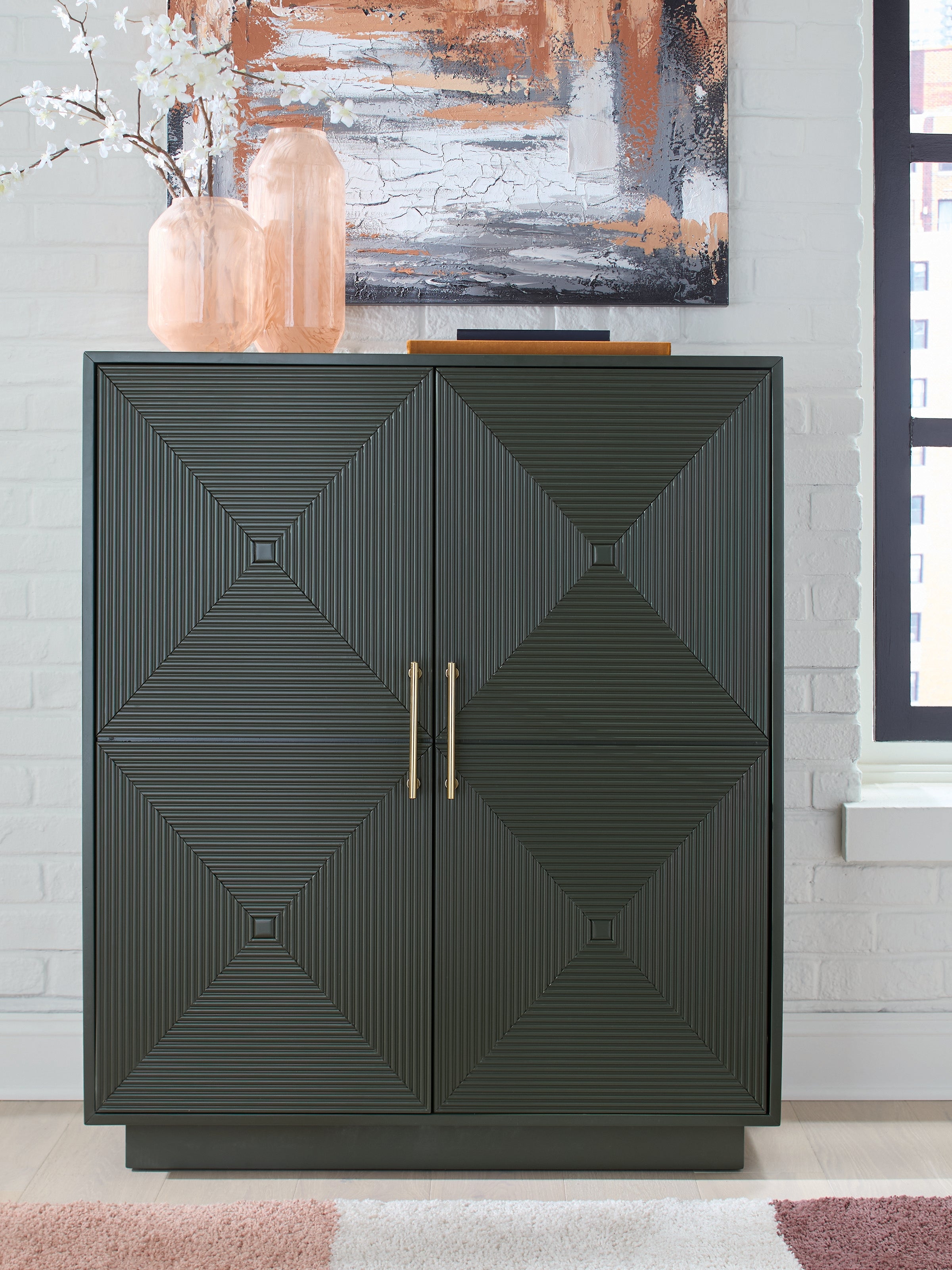 Tampa Furniture Outlet Lutz - Ashley Furniture - Geirwood Accent Cabinet - Accent Cabinet / Dark Green - A4000676
