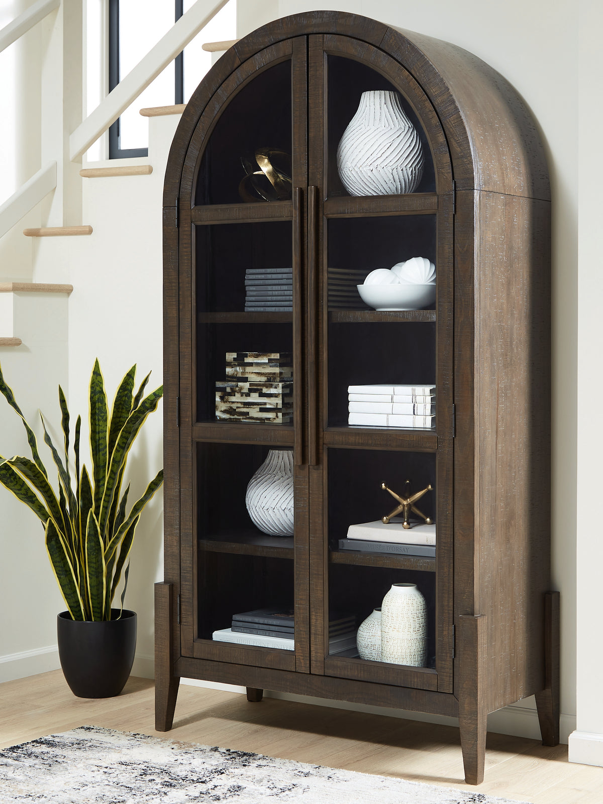 Tampa Furniture Outlet Lutz - Ashley Furniture - Benhall Accent Cabinet - Accent Cabinet - A4000727