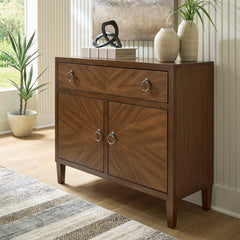 Tampa Furniture Outlet Lutz - Ashley Furniture - Walsgrove Accent Cabinet - Accent Cabinet - A4000739