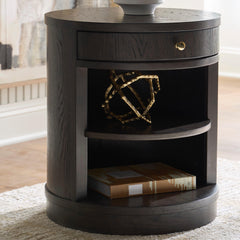 Tampa Furniture Outlet Lutz - Ashley Furniture - Leighmour Accent Table - Accent Table - A4000742
