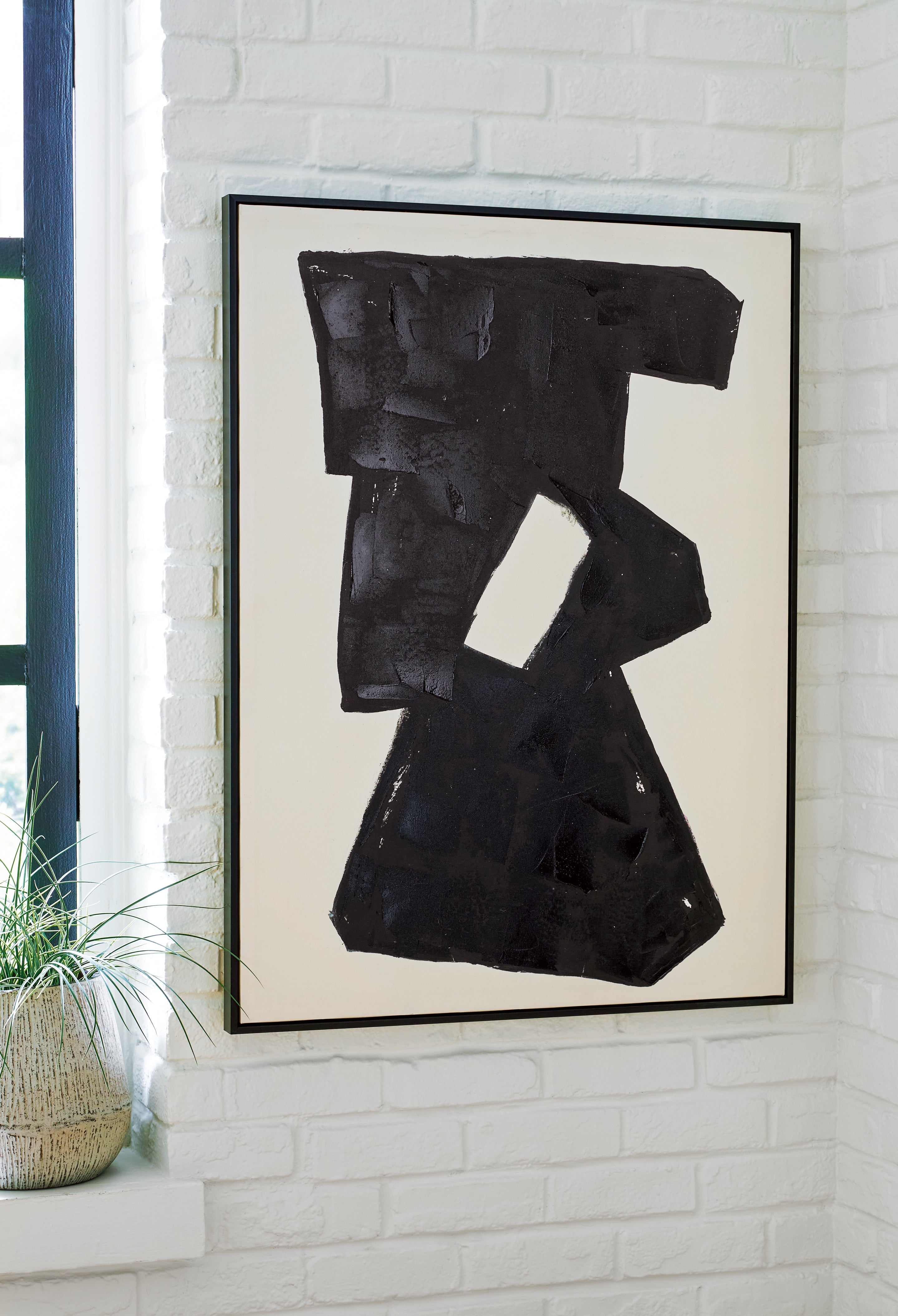 Tampa Furniture Outlet Lutz - Ashley Furniture - Garviery Wall Decor - Wall Art / Black/Cream - A8000385