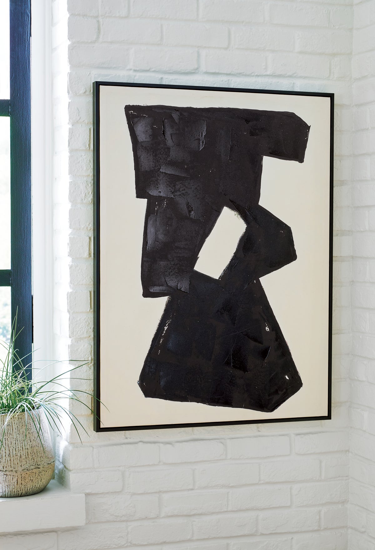 Tampa Furniture Outlet Lutz - Ashley Furniture - Garviery Wall Decor - Wall Art / Black/Cream - A8000385