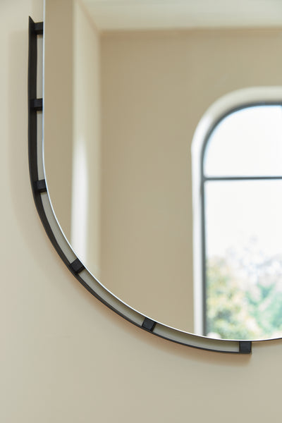 Valkings Mirror