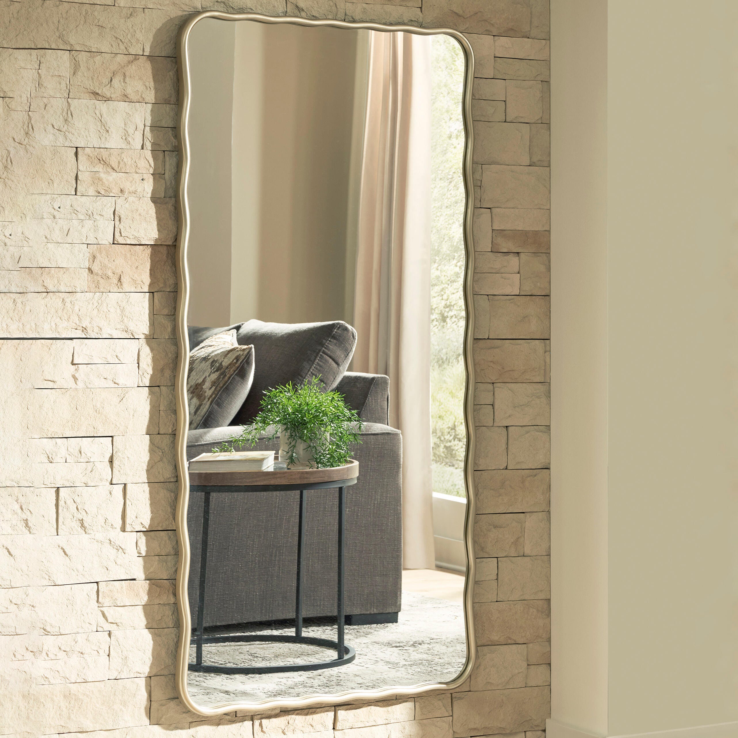 Tampa Furniture Outlet Lutz - Ashley Furniture - Brenthill Mirror - Accent Mirror - A8010473