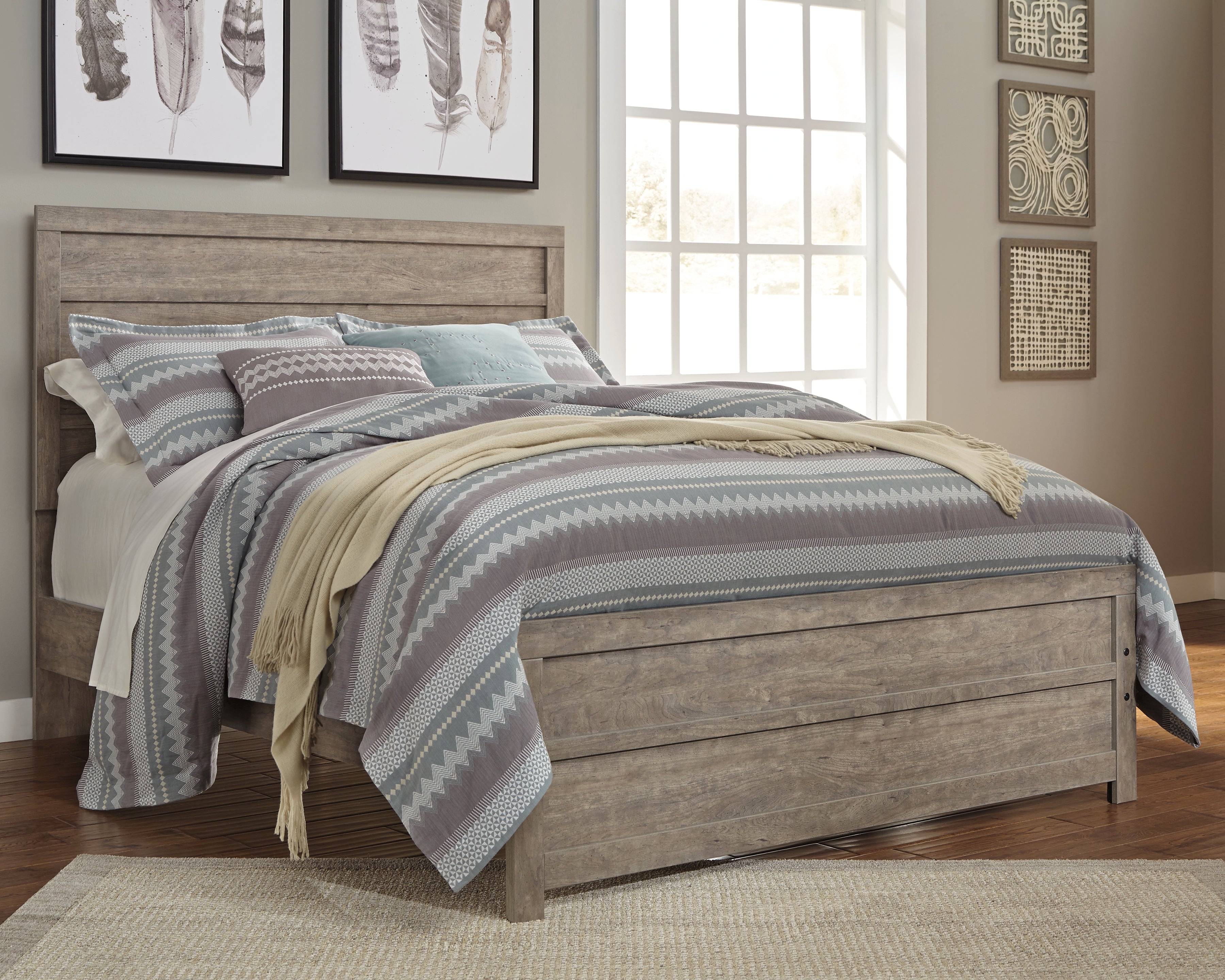 Tampa Furniture Outlet Lutz - Ashley Furniture - Culverbach Bedroom - Queen Panel Bed / Gray - B070B8
