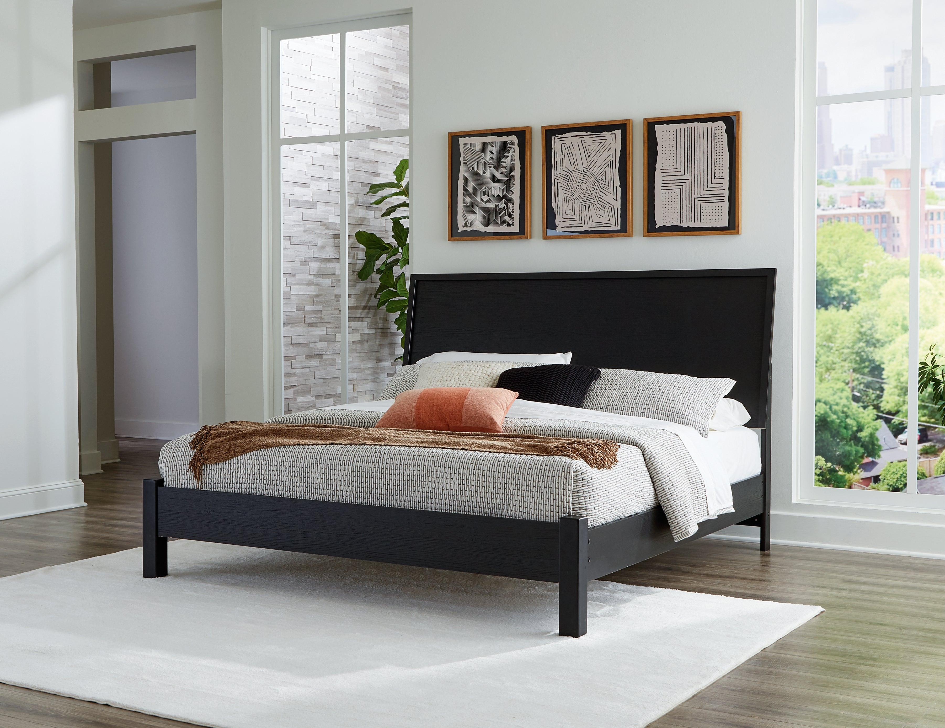 Tampa Furniture Outlet Lutz - Ashley Furniture - Danziar Bedroom - King Panel Bed / Black - B1013B10