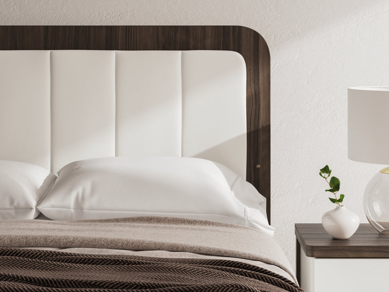 Tampa Furniture Outlet Lutz - Ashley Furniture - Kendanport Bedroom - Queen Upholstered Bed / White/Brown - PCB1108B7