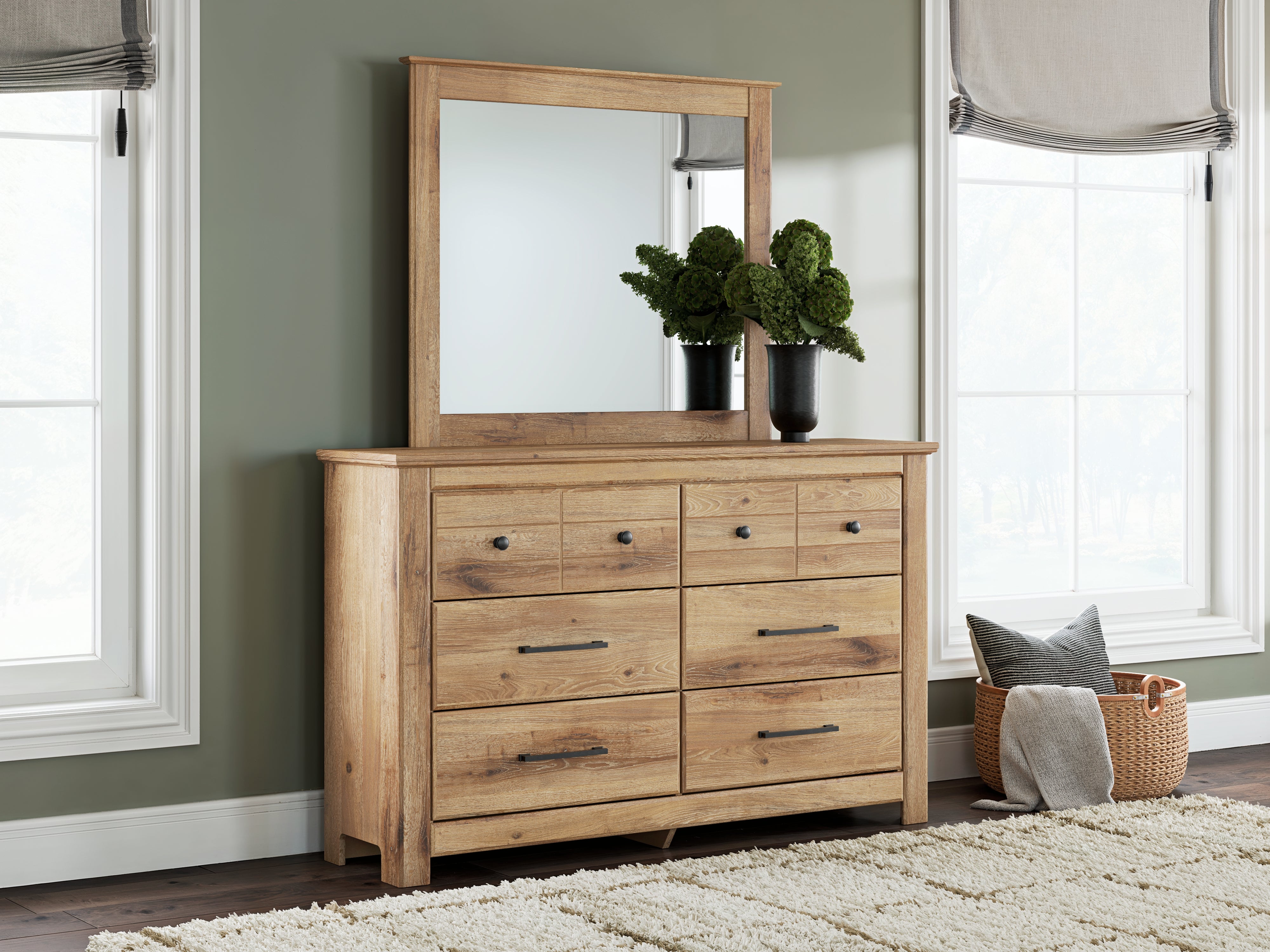 Tampa Furniture Outlet Lutz - Ashley Furniture - Makidern Bedroom - Dresser and Mirror / Tan - PCB1170B1