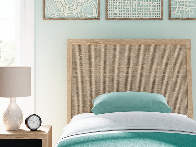 Cielden Bedroom