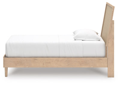 Cielden Bedroom