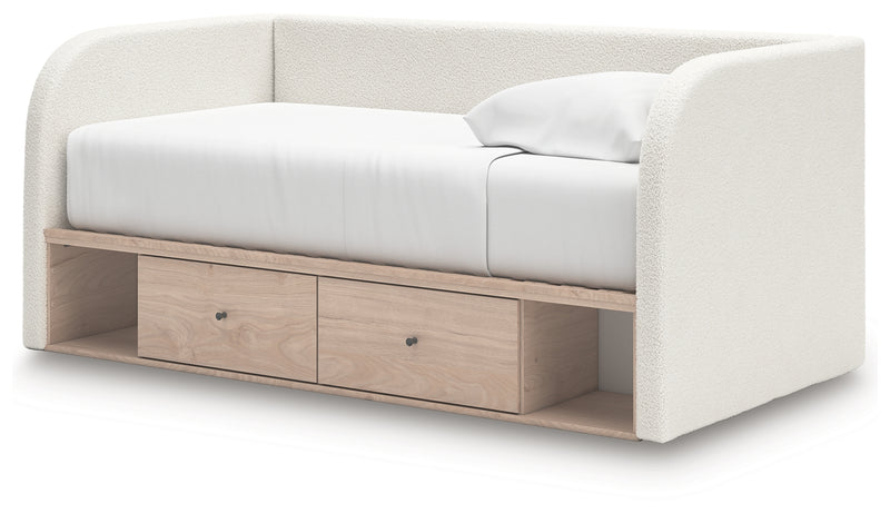 Arloster Bedroom