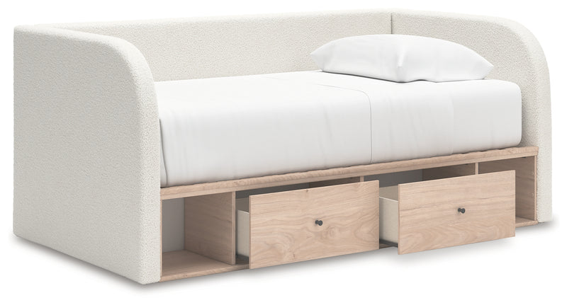 Arloster Bedroom