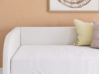 Arloster Bedroom