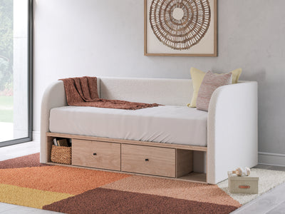 Arloster Bedroom