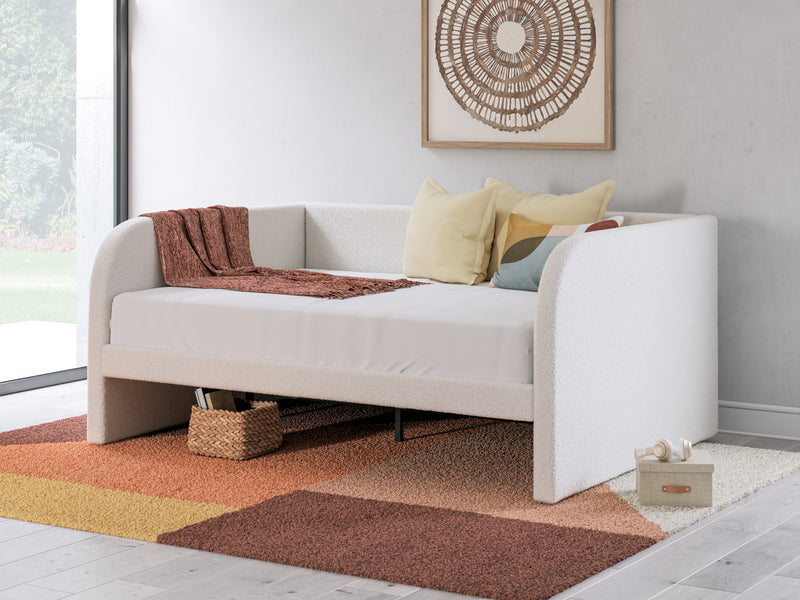 Arloster Bedroom