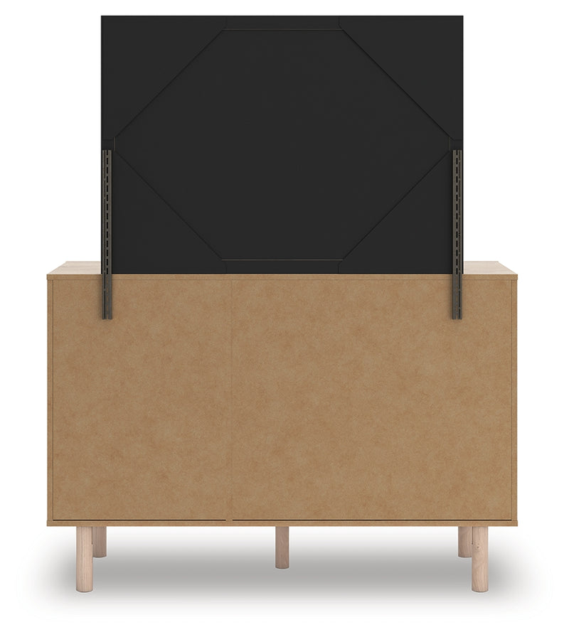Arloster Bedroom